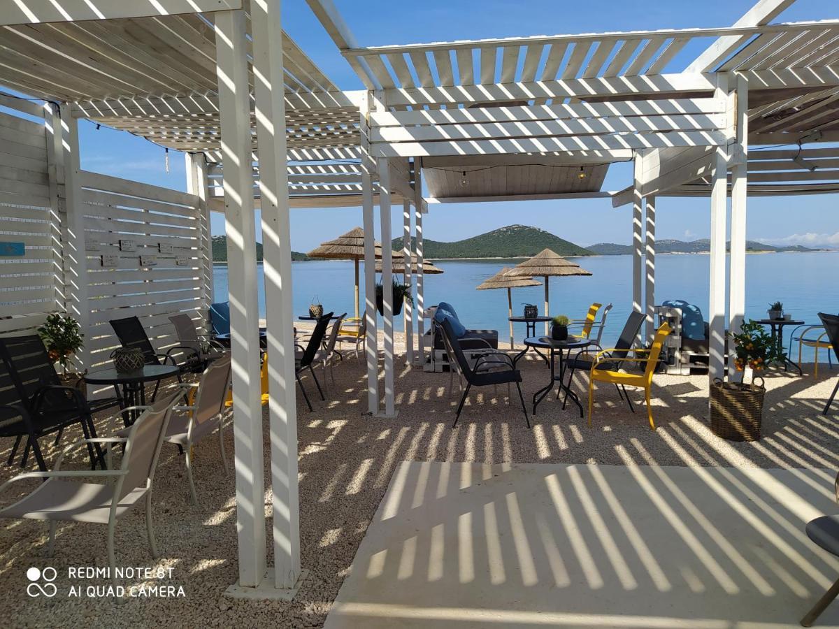 Villa On The Beach Pakoštane Esterno foto